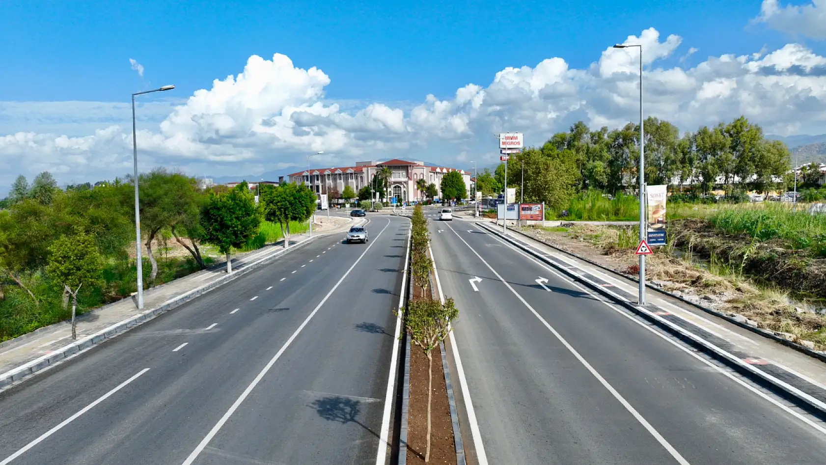 Taksici esnafından Karaca'ya teşekkür ziyareti