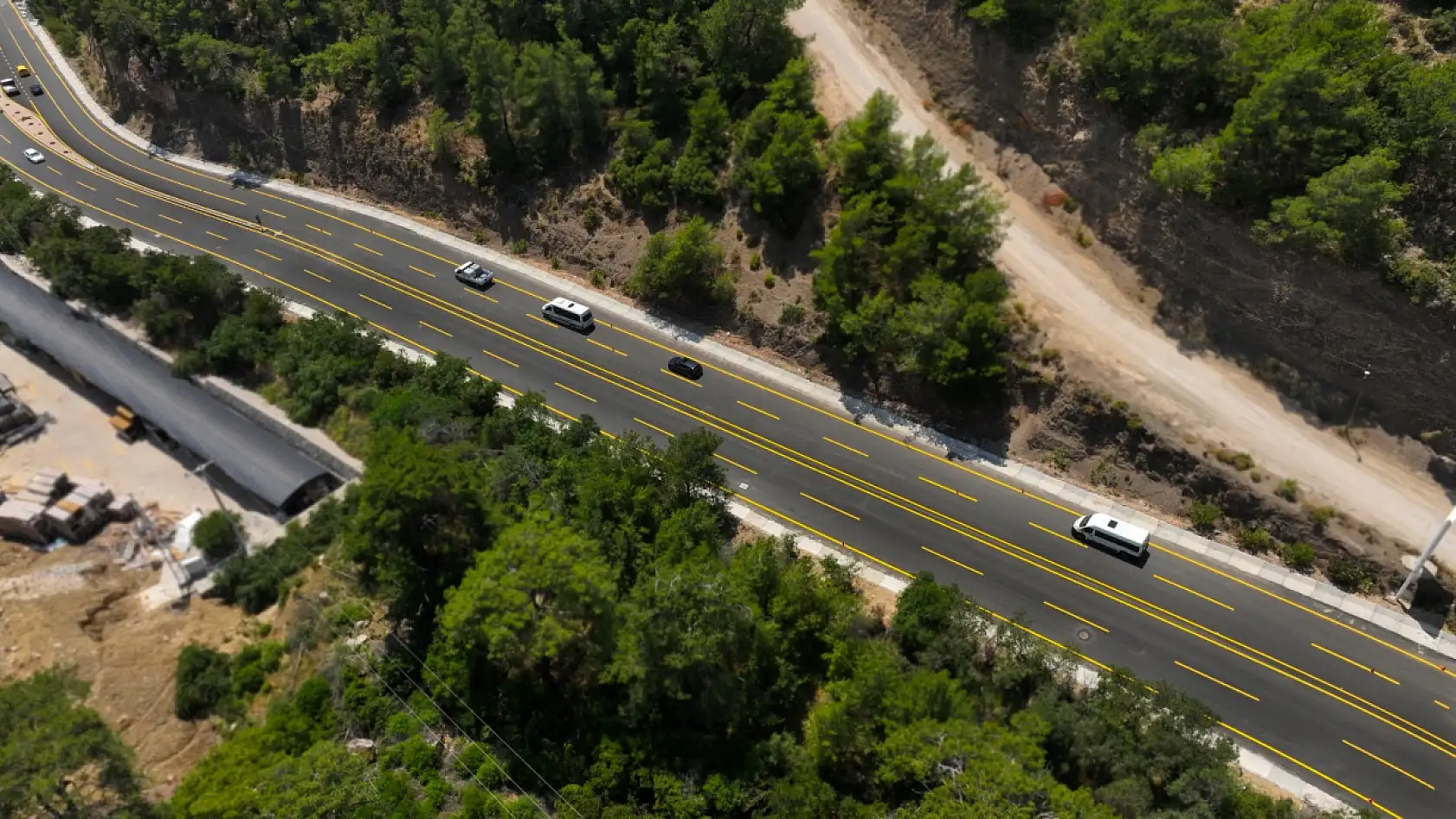 Taşyaka–Ölüdeniz Yol Projesi'nin İkinci Etabı Tamamlandı