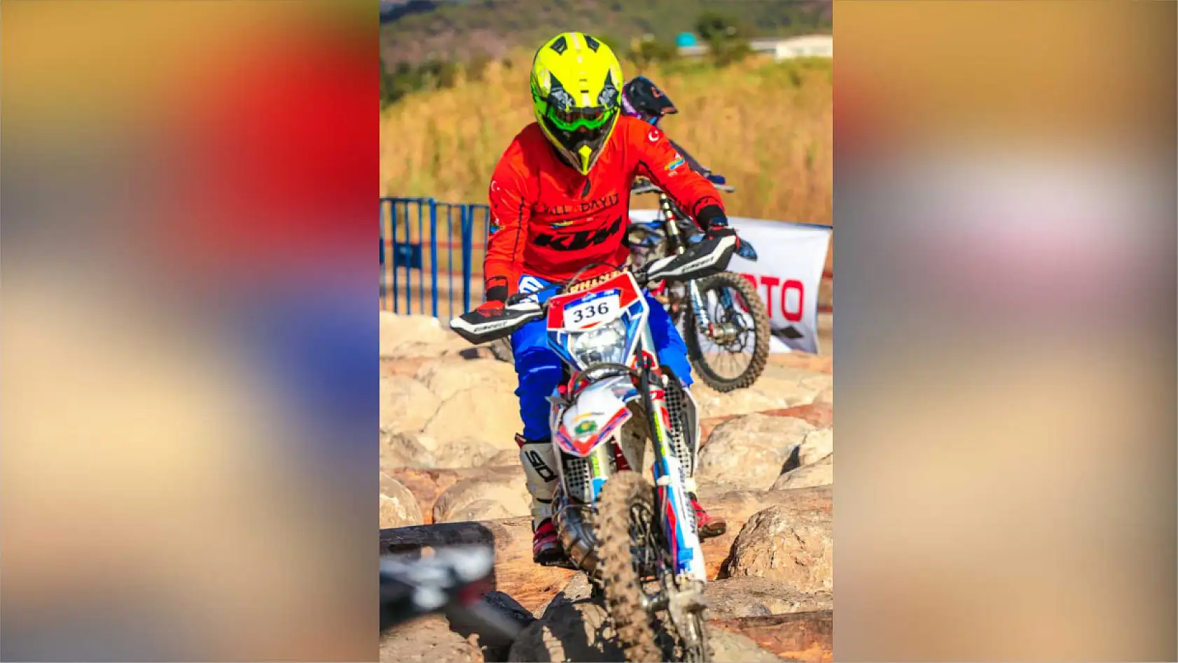 Fethiyeli Sporcu Ümit Kaya, Sea To Sky Enduro'da Gümüş Madalya Kazandı
