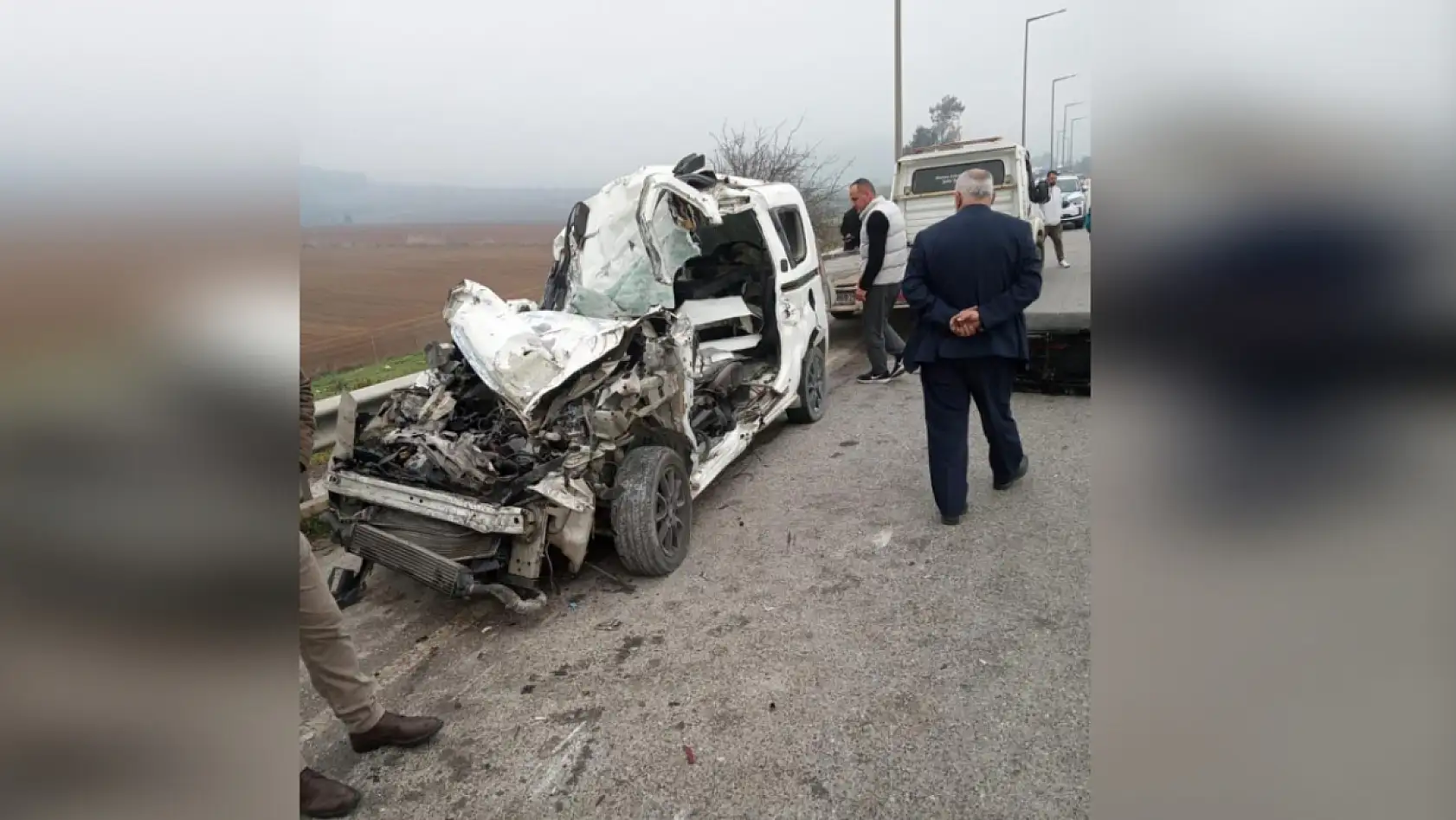 İzmir-Aydın Otoyolu'nda dehşet! Genç sürücü hayatını kaybetti