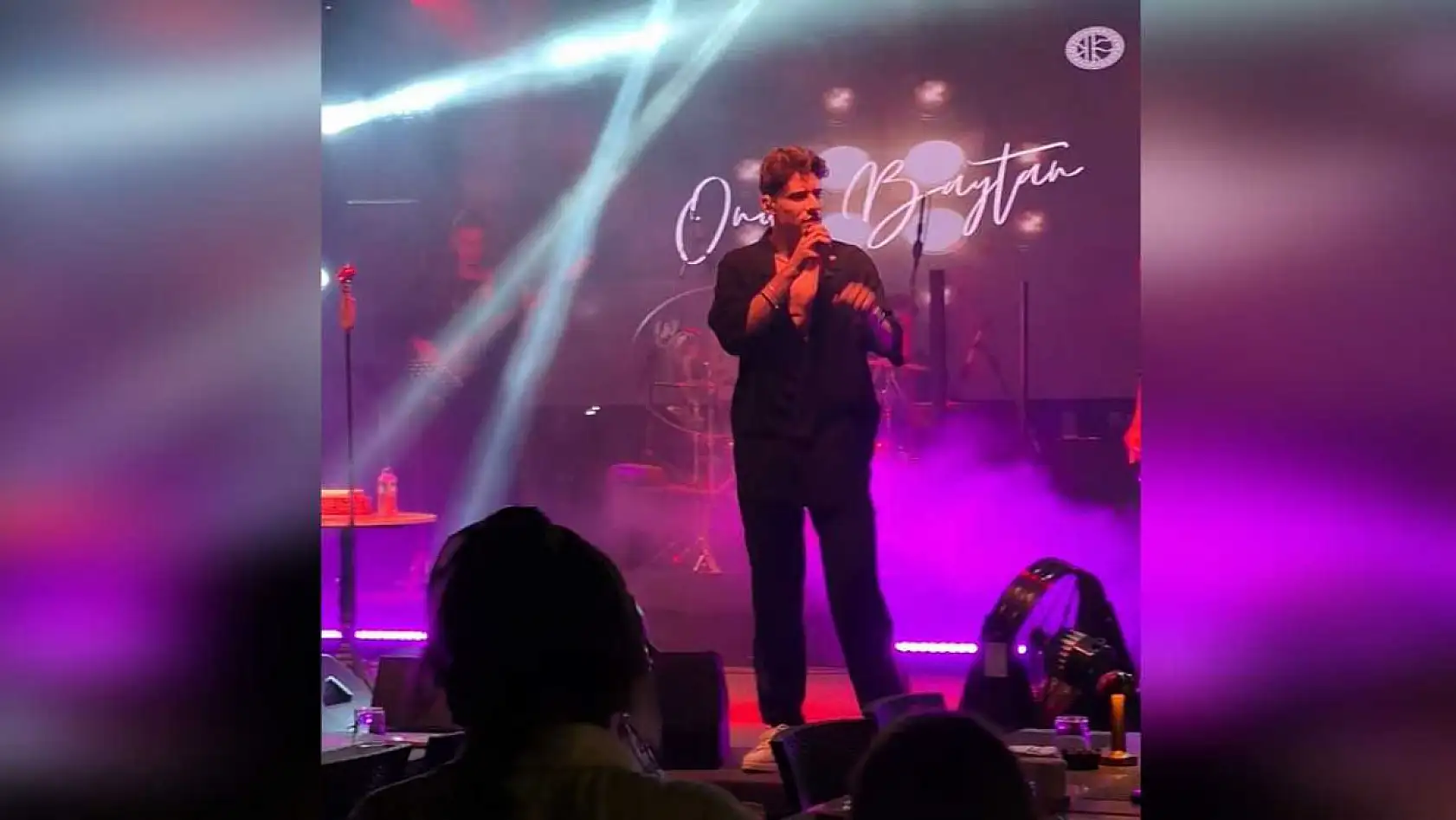 Barbunn'da Onur Baytan ve Deniz Aygül Sahne Aldı