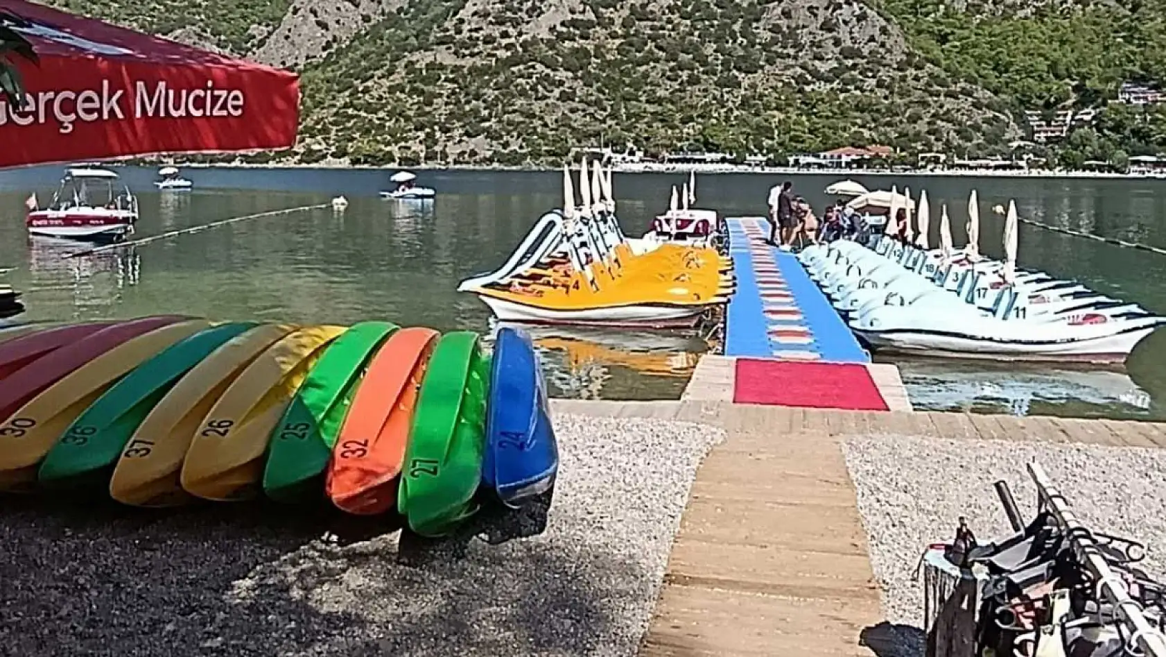 Ölüdeniz'de Çocuk Esirgeme Kurumu'ndan Gelen Çocuklar Denizin Keyfini Çıkardı