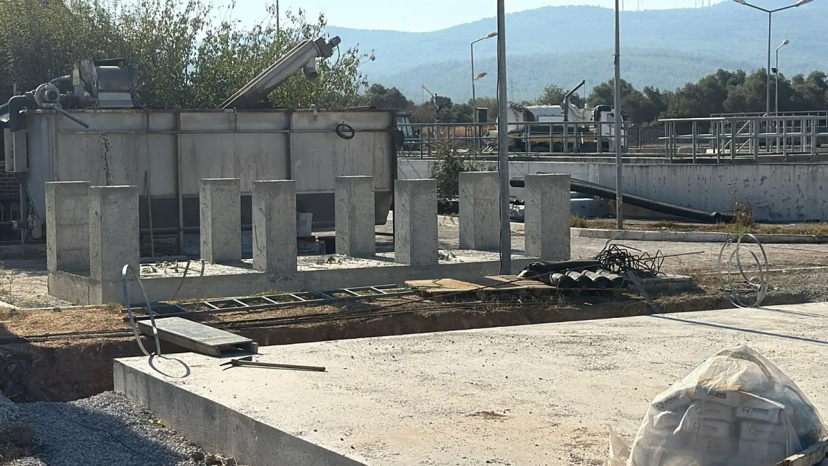 Büyükşehir, Mumcular Atık Su Arıtma Tesisinin Yüzde 25'ini Tamamladı