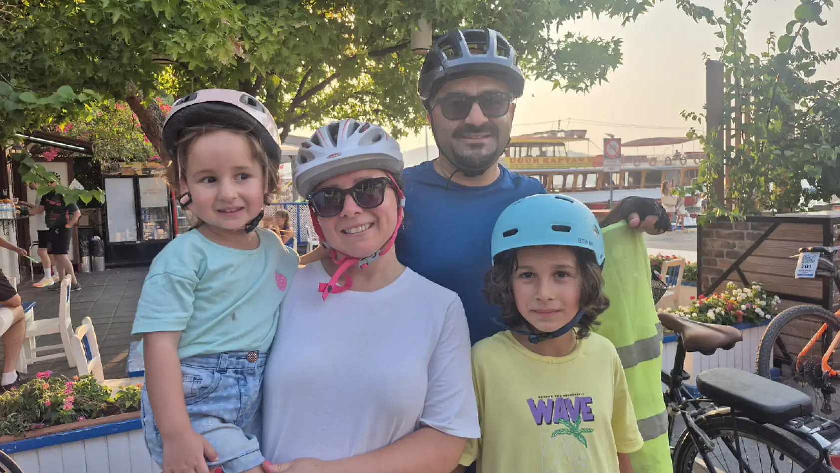 Fethiye'de Sessiz Sürüş: Trafikte Bisikletliler İçin Güvenlik Çağrısı