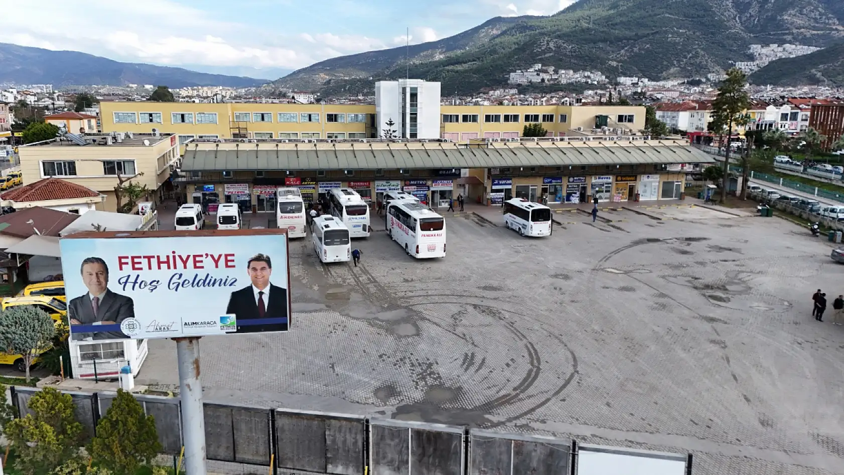 Fethiye Otobüs Terminali'ndeki 53 İşyeri İçin Kiralama İhalesi Gerçekleştirildi