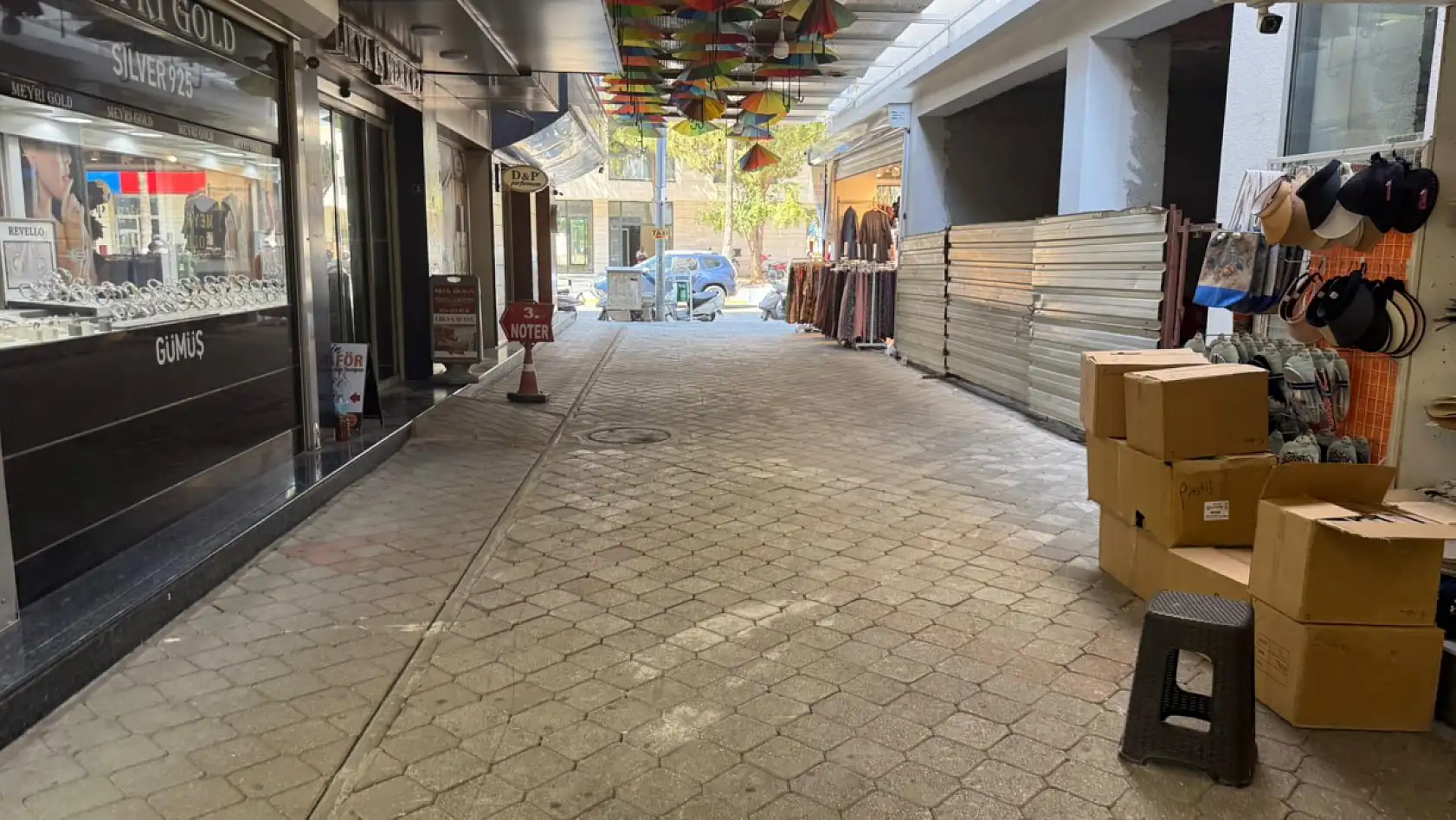 Fethiye'ye Kavurucu Sıcaklar Geri Geldi, Gündüz Saatlerinde Sessizlik Hakim