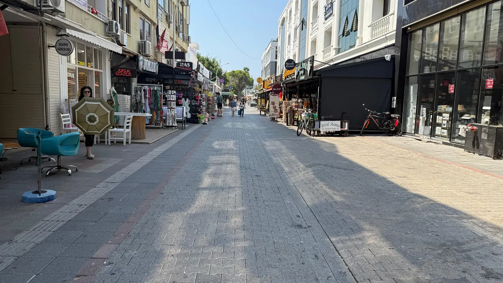 Fethiye'de Turist Yoğunluğu Azaldı: Dispanser Sokak Bomboş