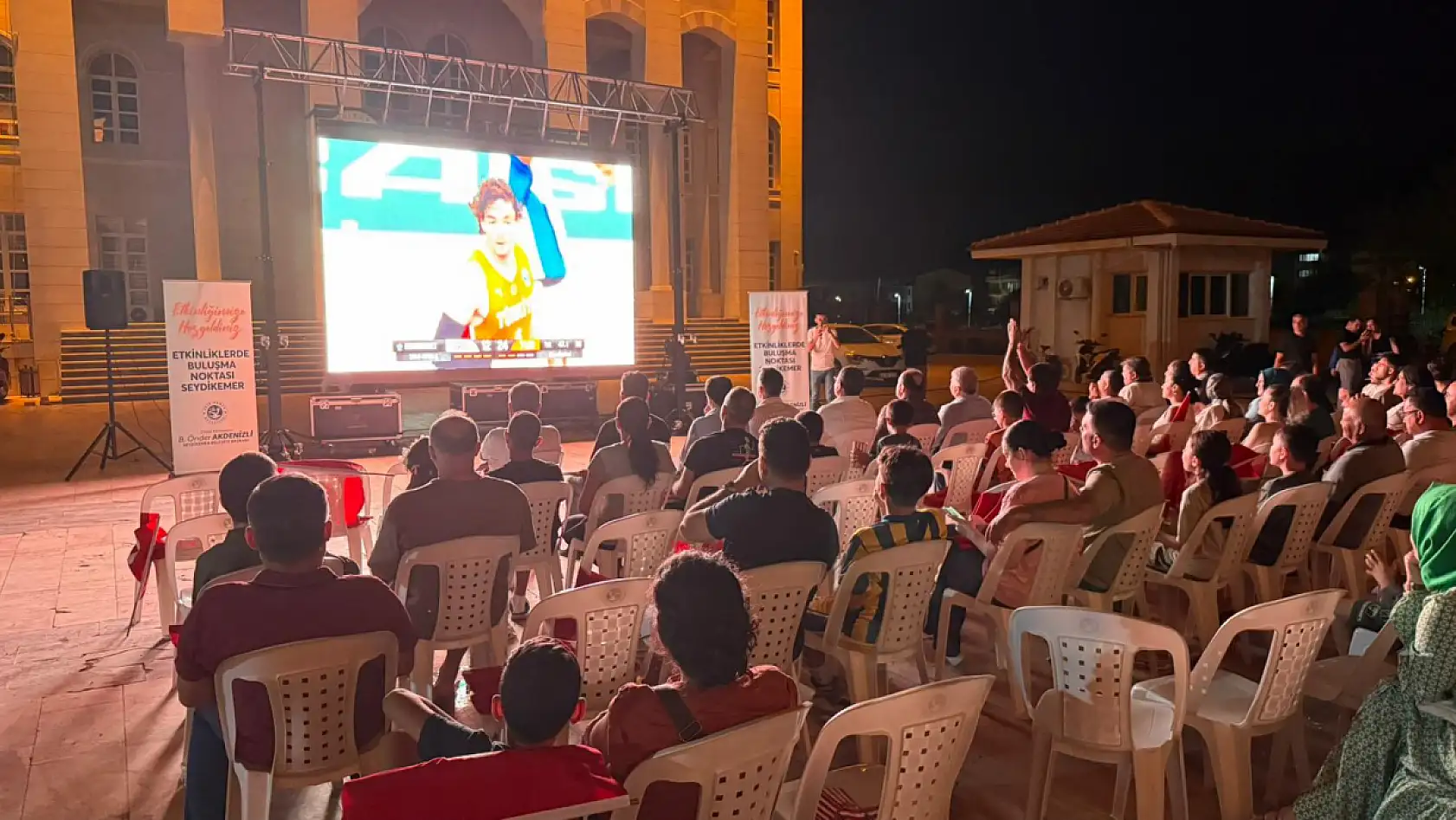 Seydikemer'de EuroBasket 2025 Heyecanı Dev Ekranda