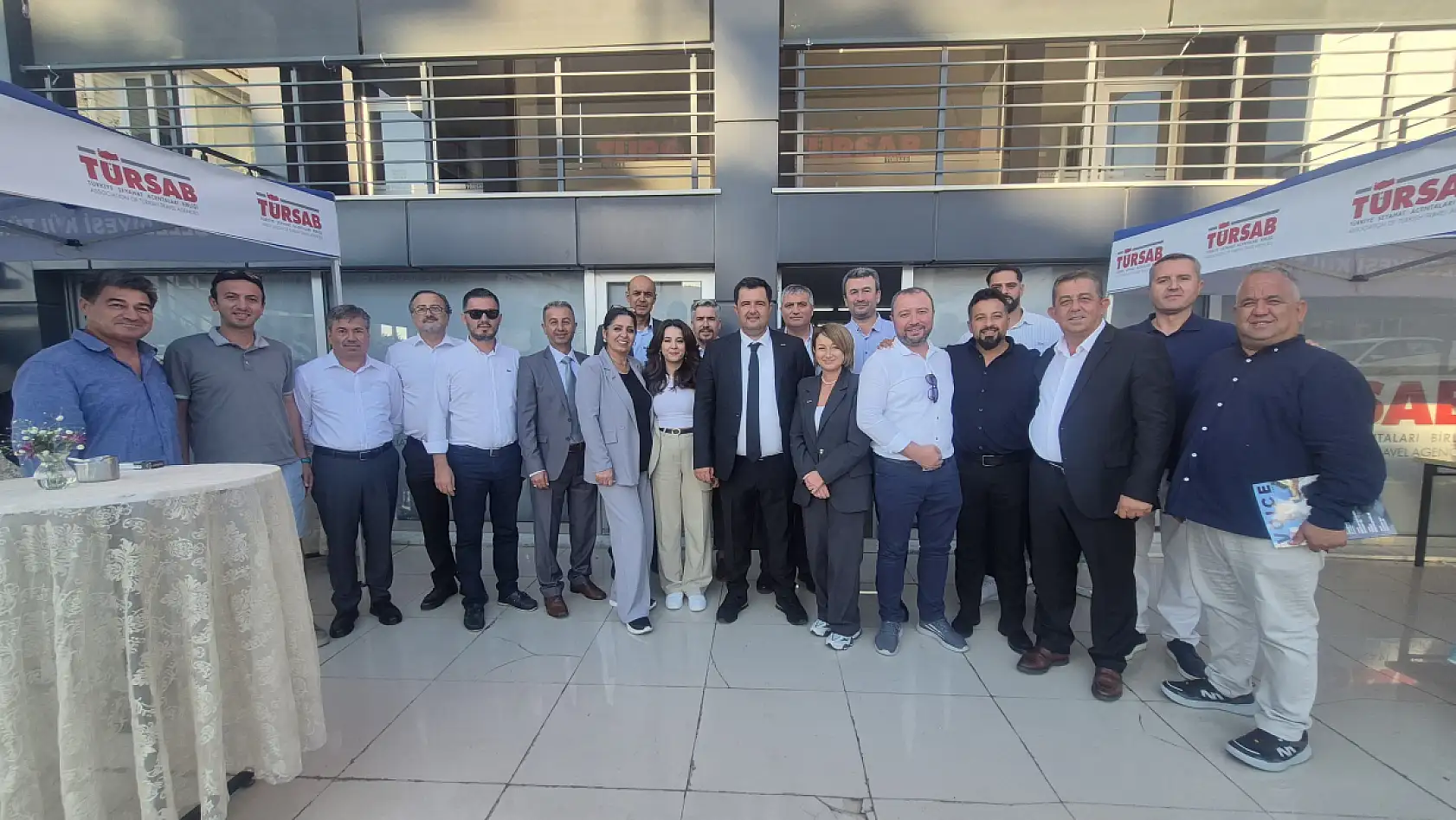 Fethiye'de Yapılan TÜRSAB Batı Akdeniz BTK Seçiminde Özgen Uysal Yeniden Başkan Oldu