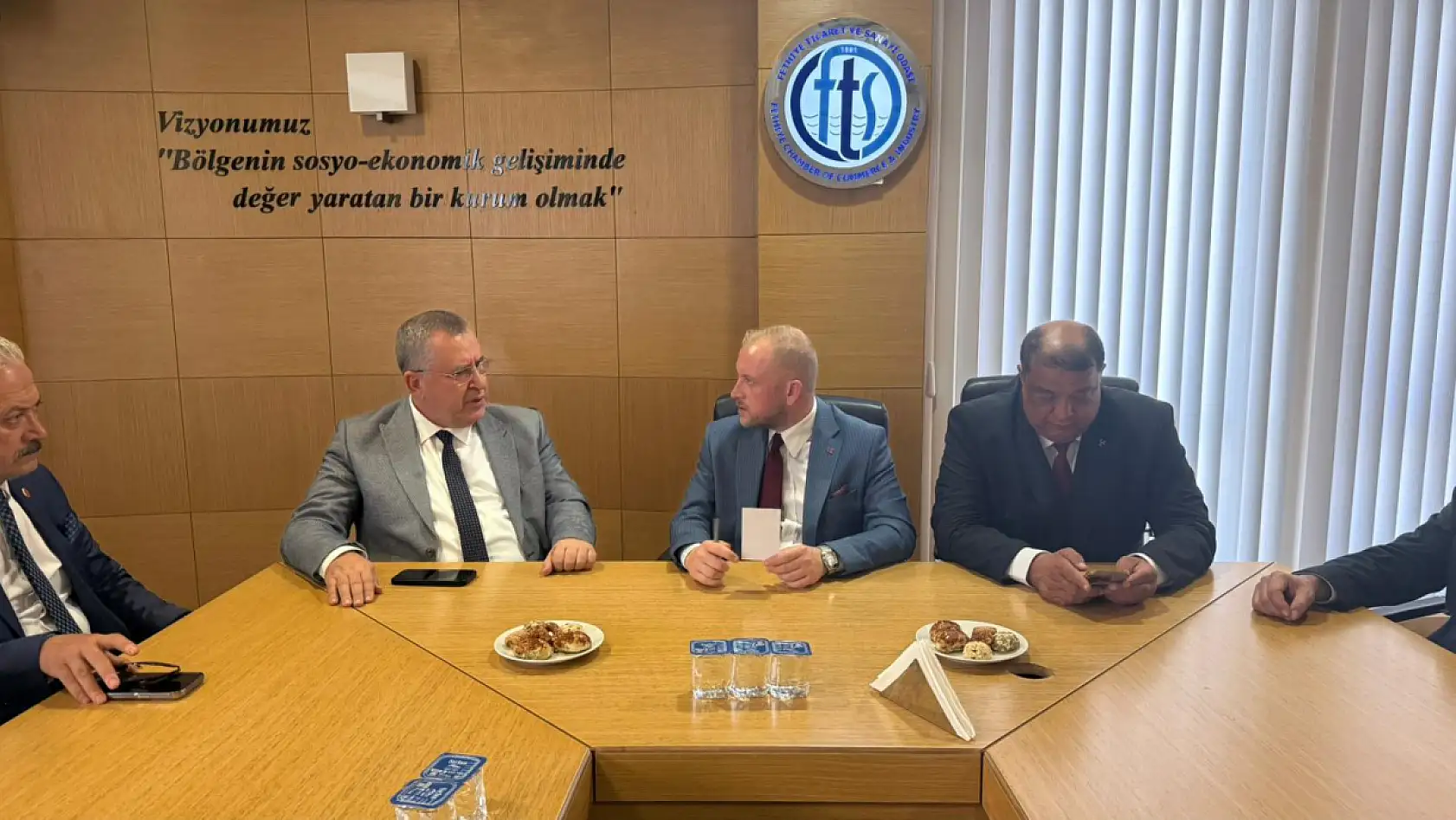 MHP İl Başkanı Demirel, Fethiye Ticaret ve Sanayi Odası'na Ziyaret