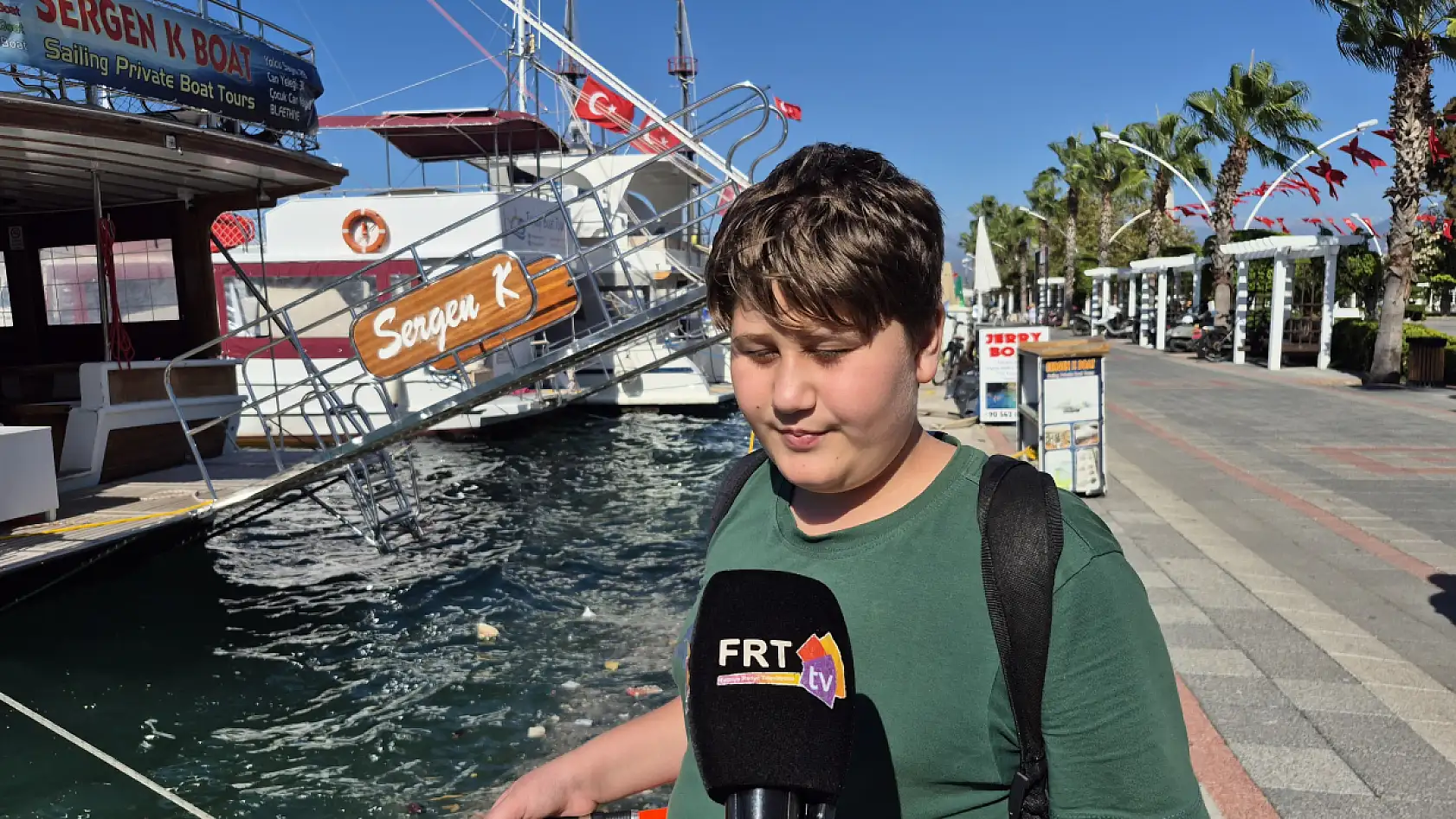 Fethiye'de Çocukların Hafta Sonu Aktivitesi Balık Tutmak