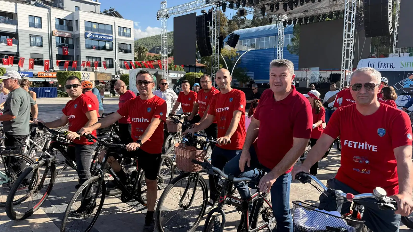 Fethiye'de Pedallar Cumhuriyet İçin Çevrildi
