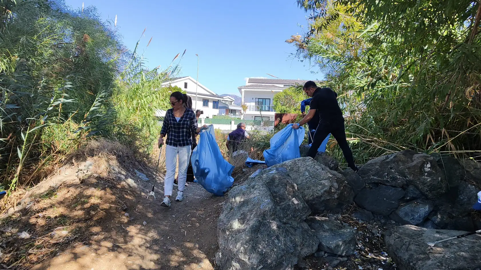 Fethiye Ördek Adası ve Kuş Cenneti'nde Çevre Temizliği