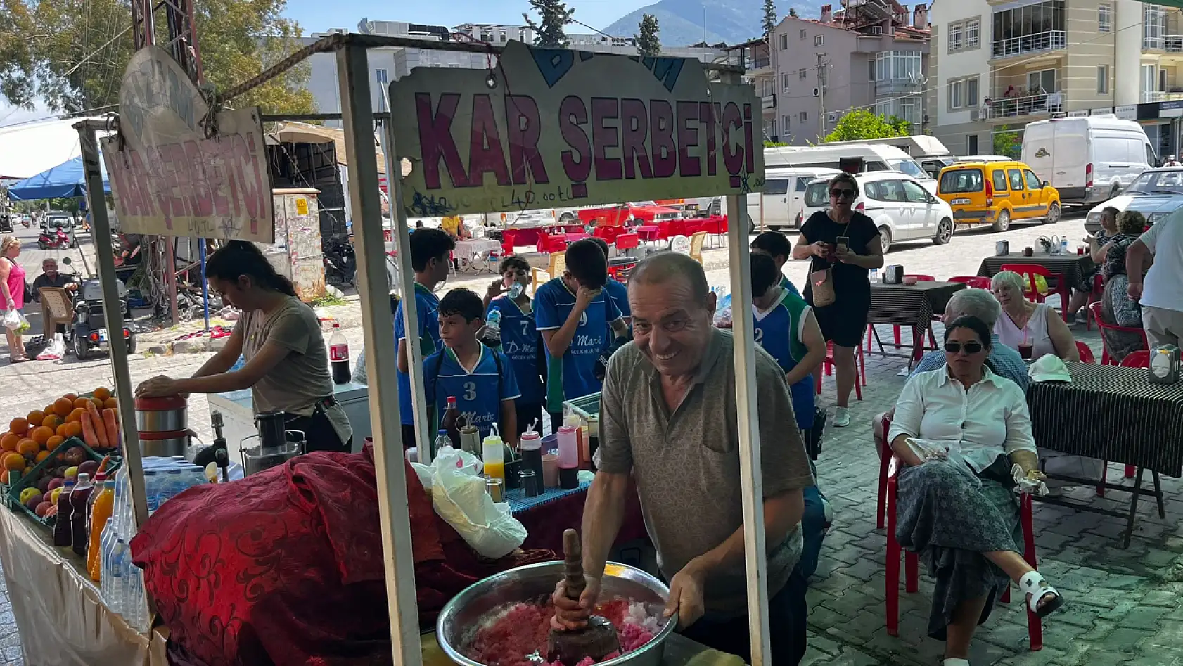 Fethiye'de kar şerbeti sezonu açıldı! Fiyatı ne kadar? Hangi çeşitler var?