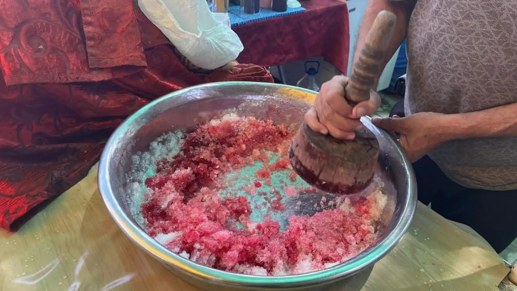 Fethiye'de kar şerbeti sezonu açıldı! Fiyatı ne kadar? Hangi çeşitler var?