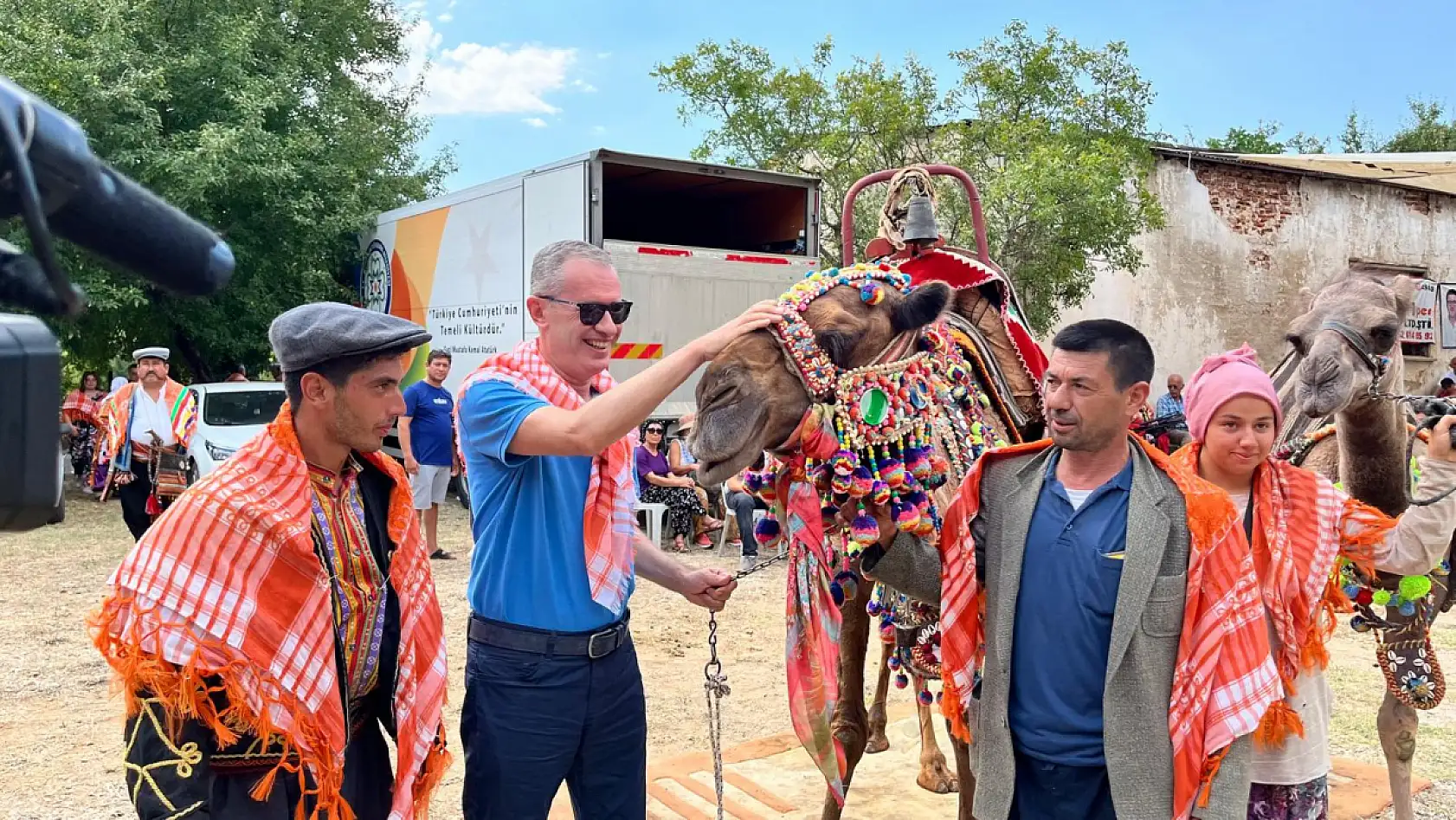 Fethiye'de 11.Geleneksel Geçmişten Günümüze Yörük Oyunları Şenliği Devam Ediyor