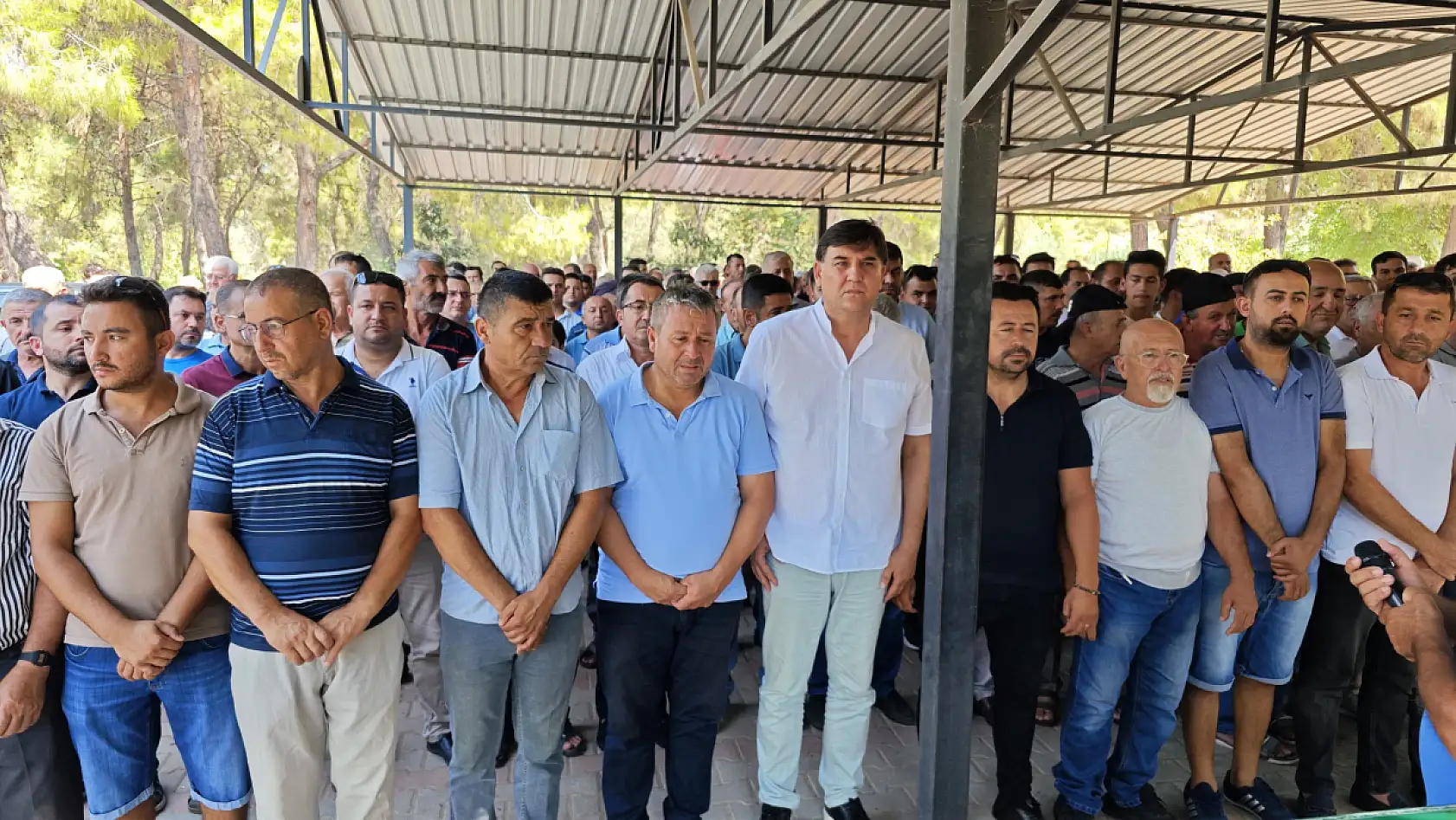 Fethiye'de Cami Mahallesi Muhtarı Gürol Kavak'ın Oğlu Toprağa Verildi