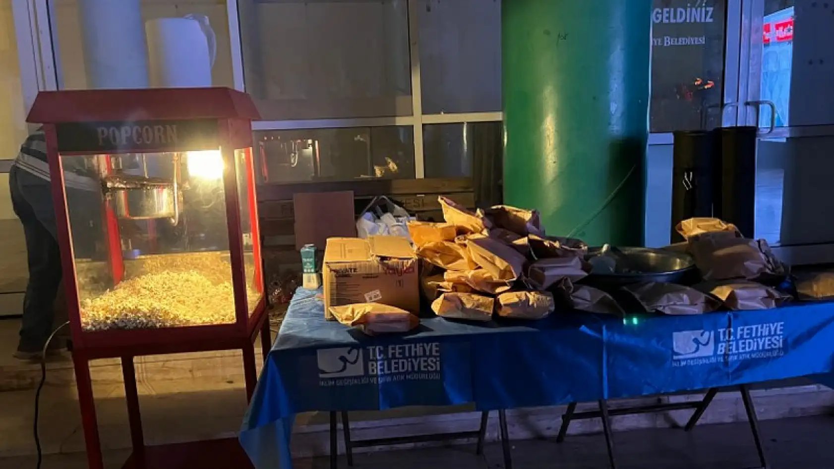 Fethiye'de Çevre Haftası kutlandı: Film gösterisiyle farkındalık yaratıldı