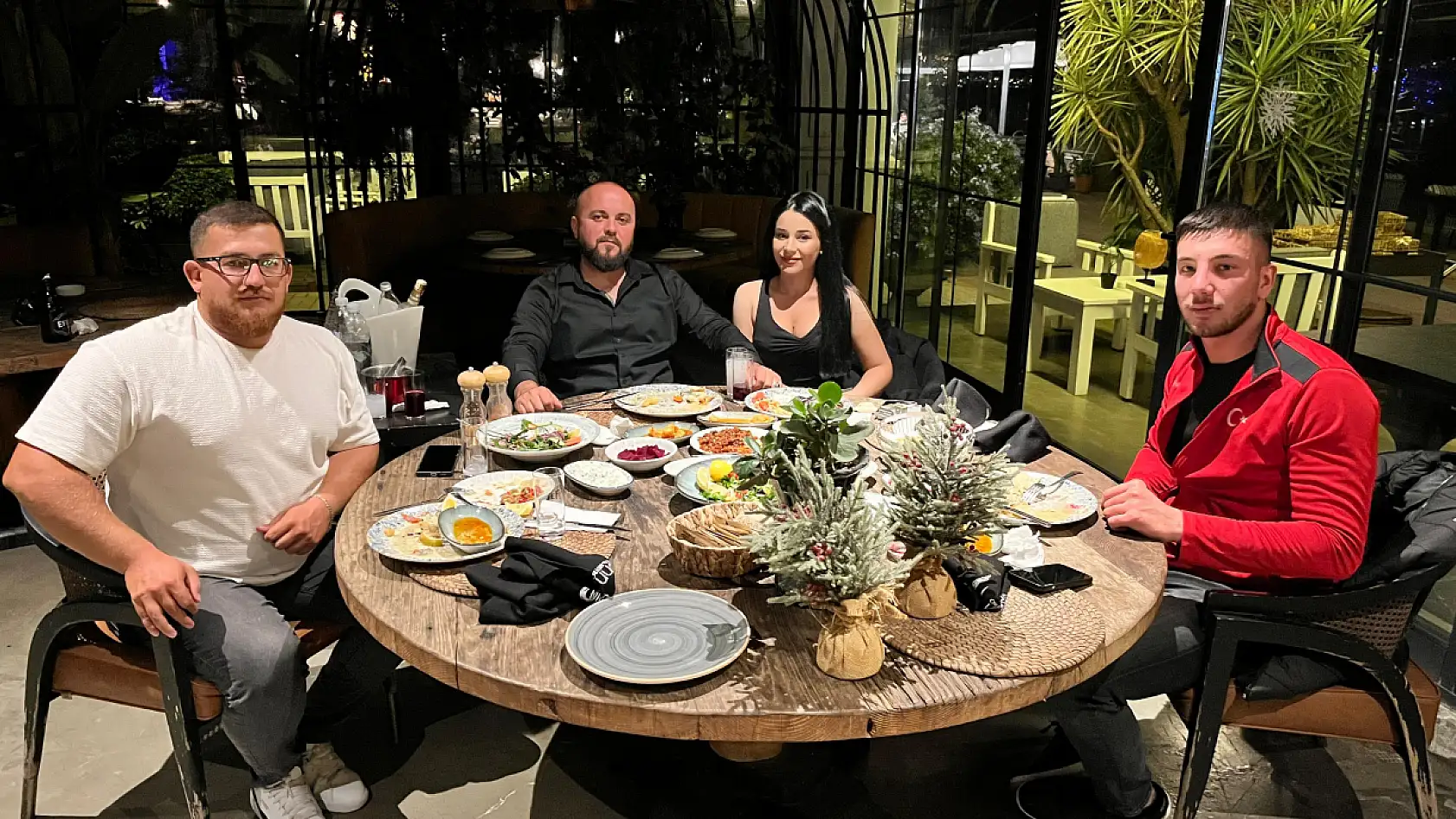 Barbunn Fethiye'de Sezon Sonu Personel Eğlencesi Coşkuyla Tamamlandı