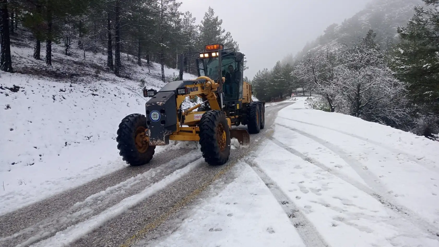 Beyaza Bürünen Muğla'da Yollar Ulaşıma Açıldı