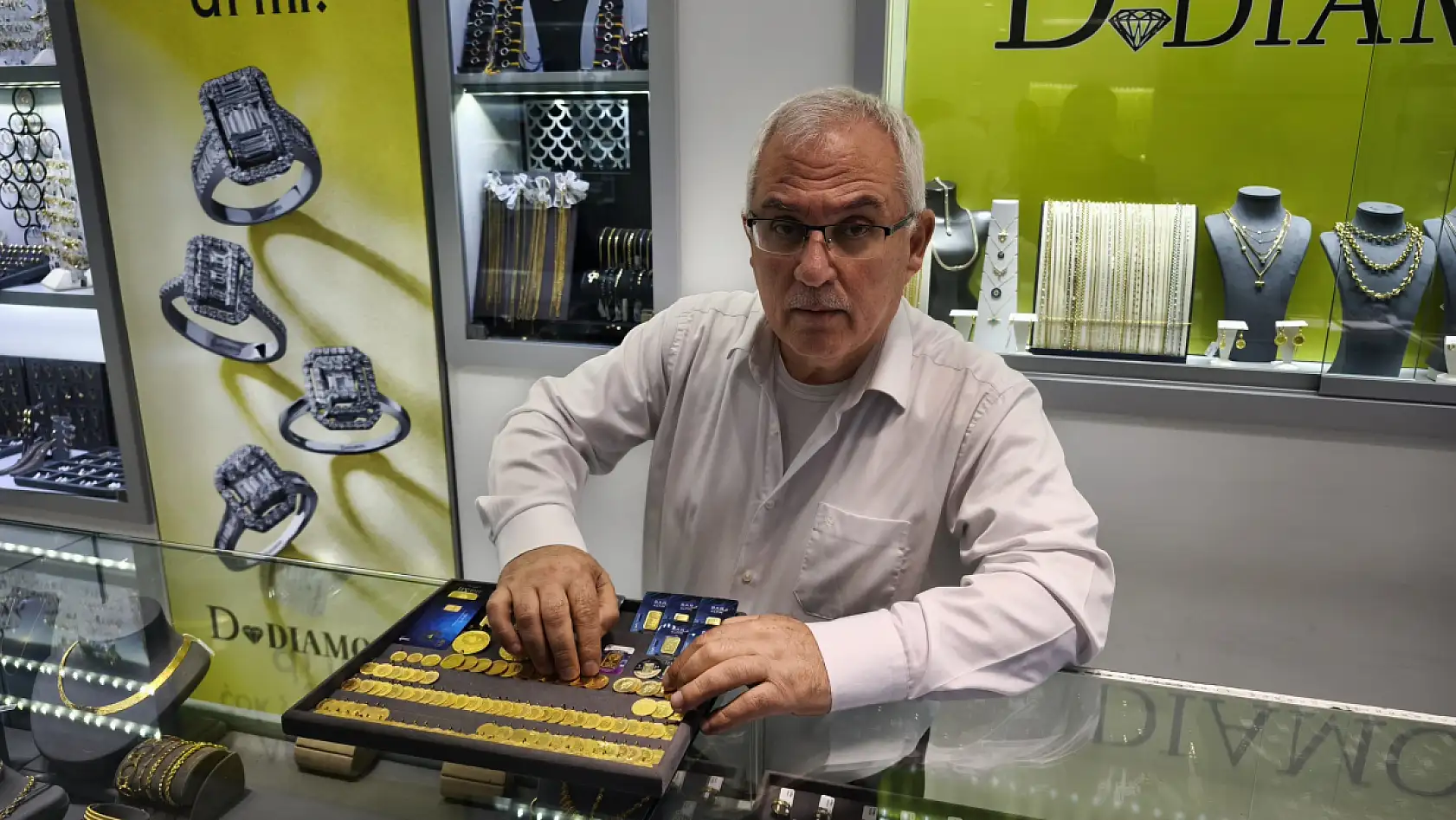 Fethiye'de Kuyumculuk Çalışanı Salih Ulutürk'ten Şok Eden Altın Fiyatı Tahmini!