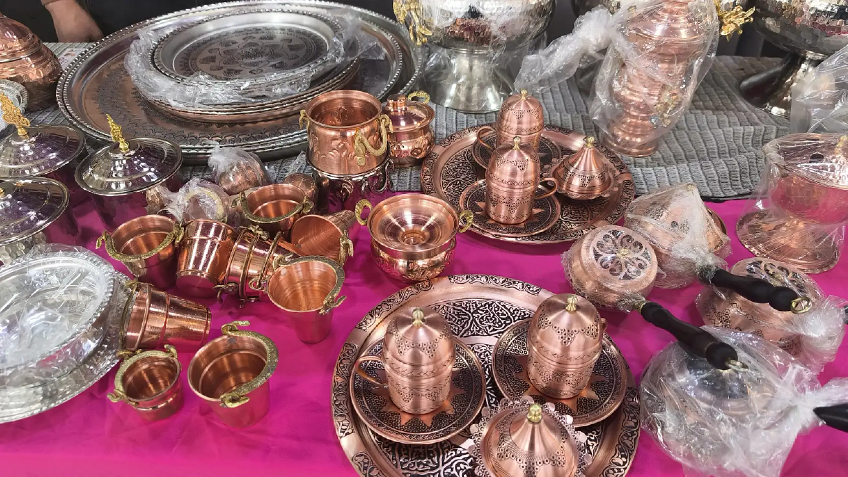 Fethiye'de 35 yıllık bakır ustası aylık 70 bin TL'ye usta bulamıyor