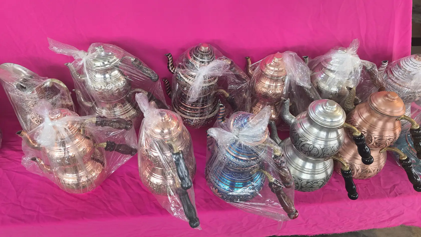 Fethiye'de 35 yıllık bakır ustası aylık 70 bin TL'ye usta bulamıyor