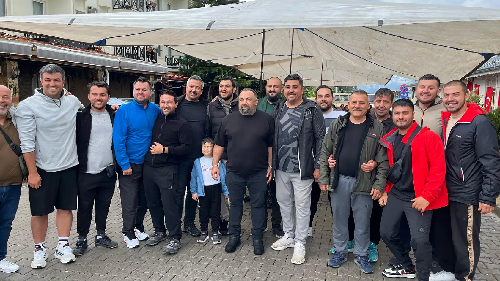 Fethiye'de Çalış Boat Kooperatifi'nden geleneksel sezon açılış yemeği