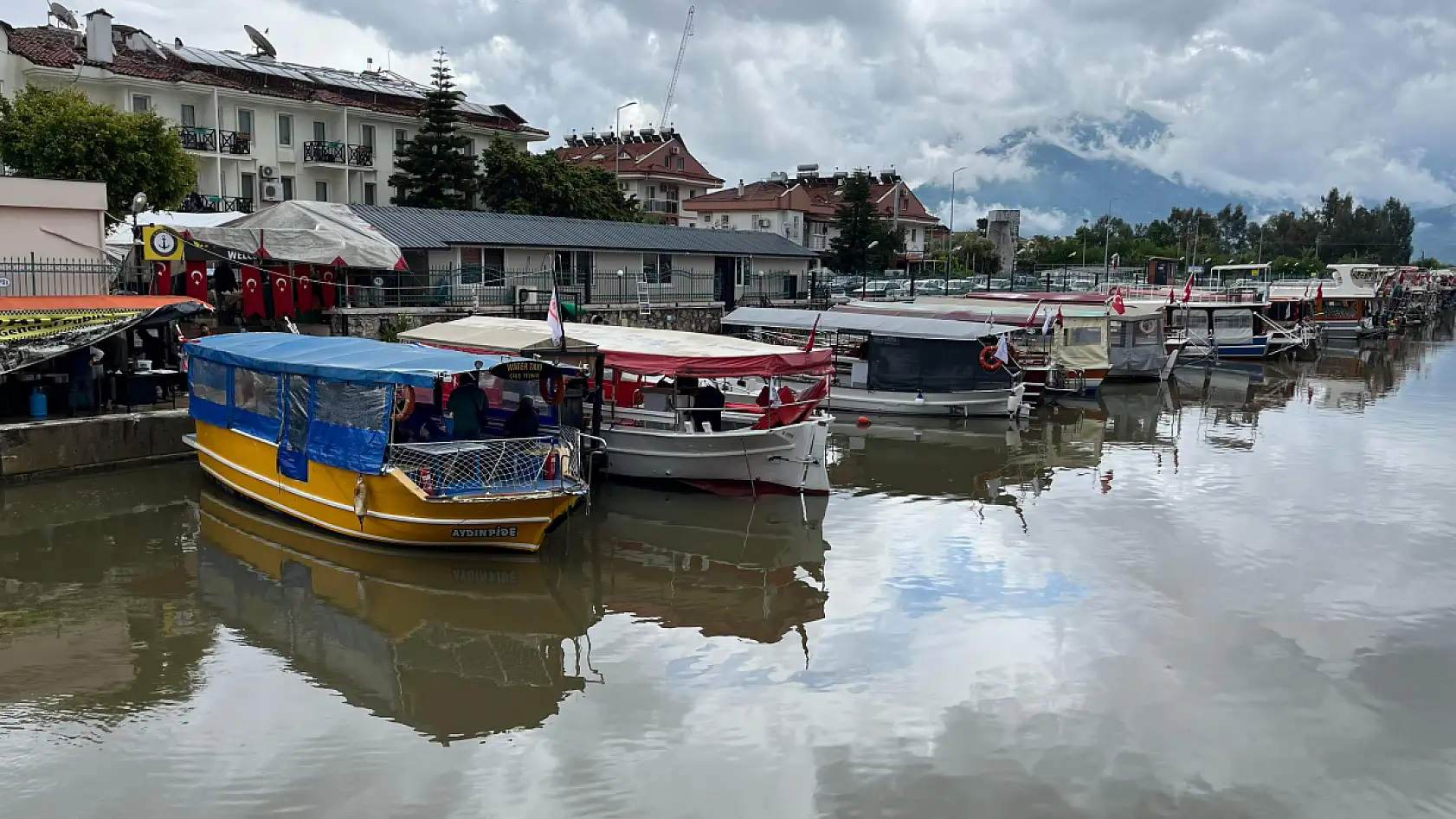 Fethiye'de Çalış Boat Kooperatifi'nden geleneksel sezon açılış yemeği
