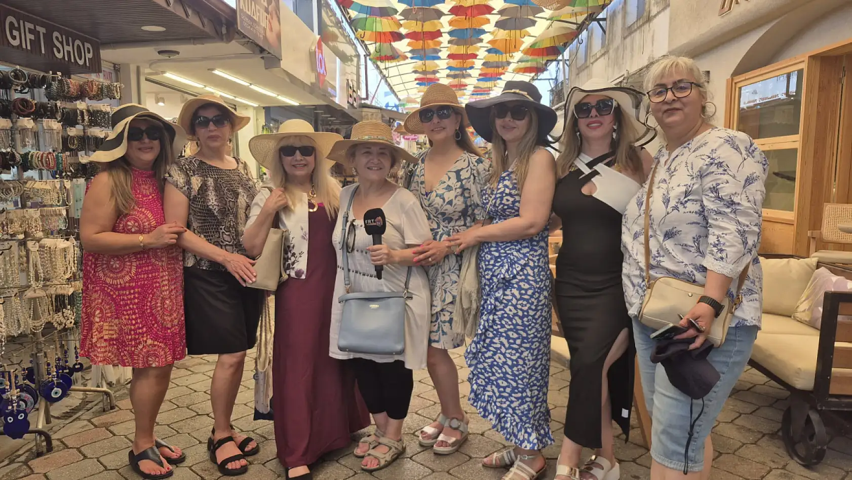 Fethiye'ye gelen turistler buraya bayıldıklarını söylüyor