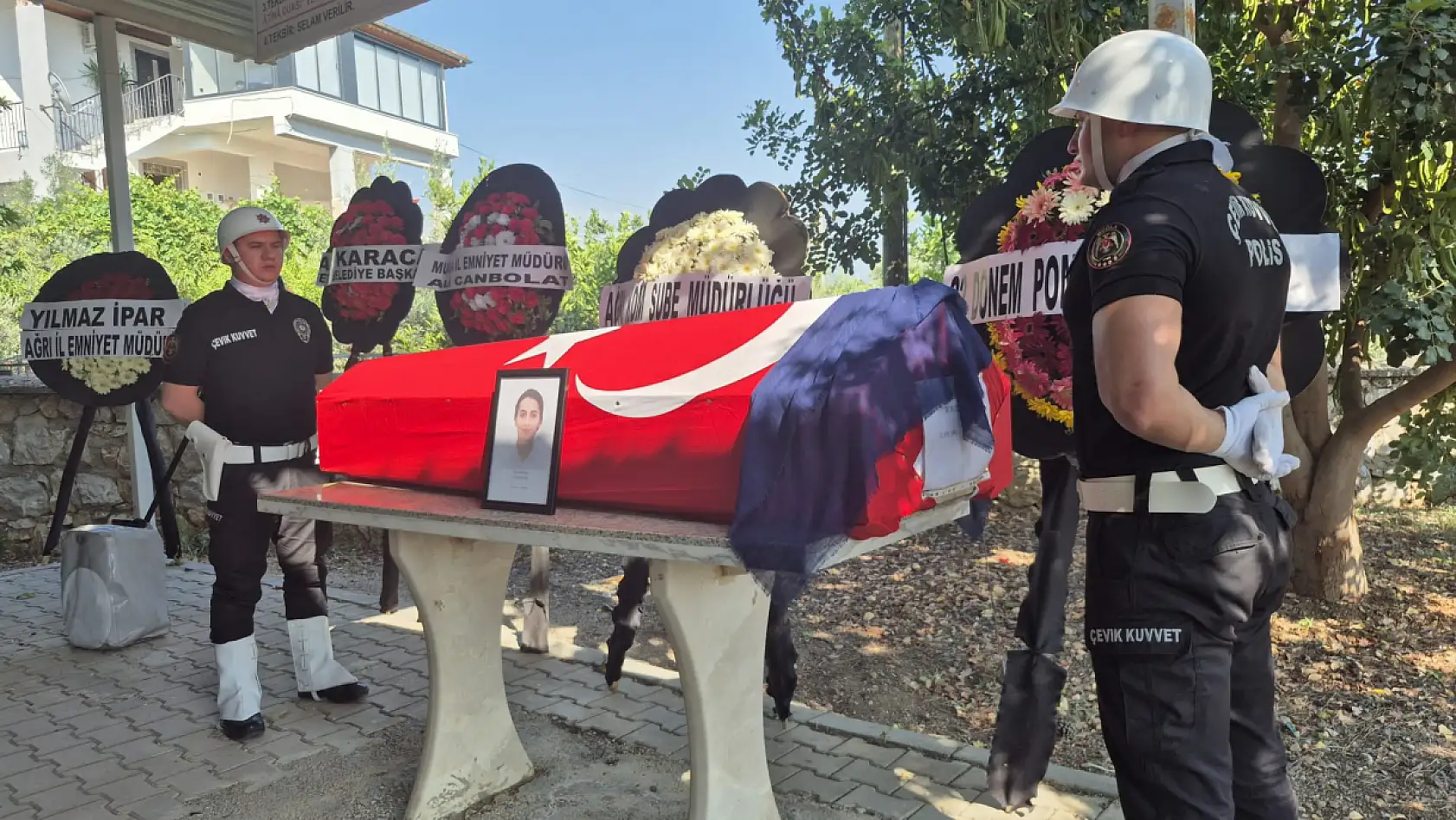 Fethiyeli Polis Memuru Burcu Ertem Son Yolculuğuna Uğurlandı