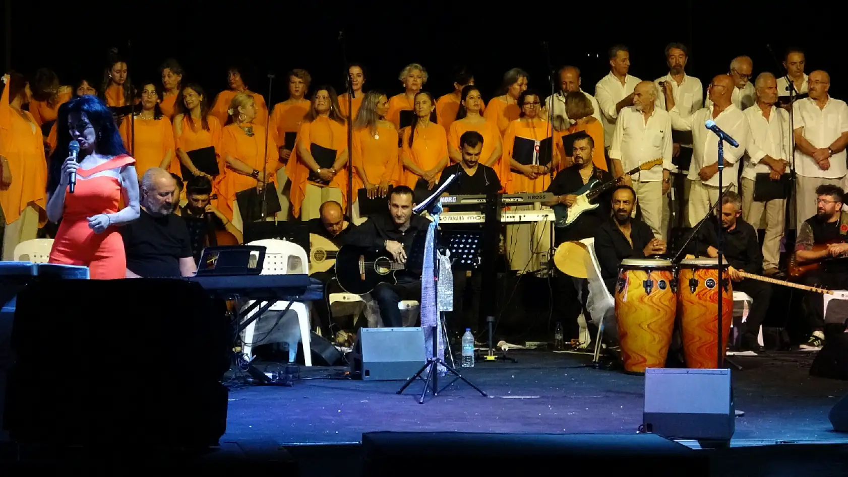 Fethiye'de 'Telmessos'ta Yaz Akşamı' Konseri Beğeni Topladı