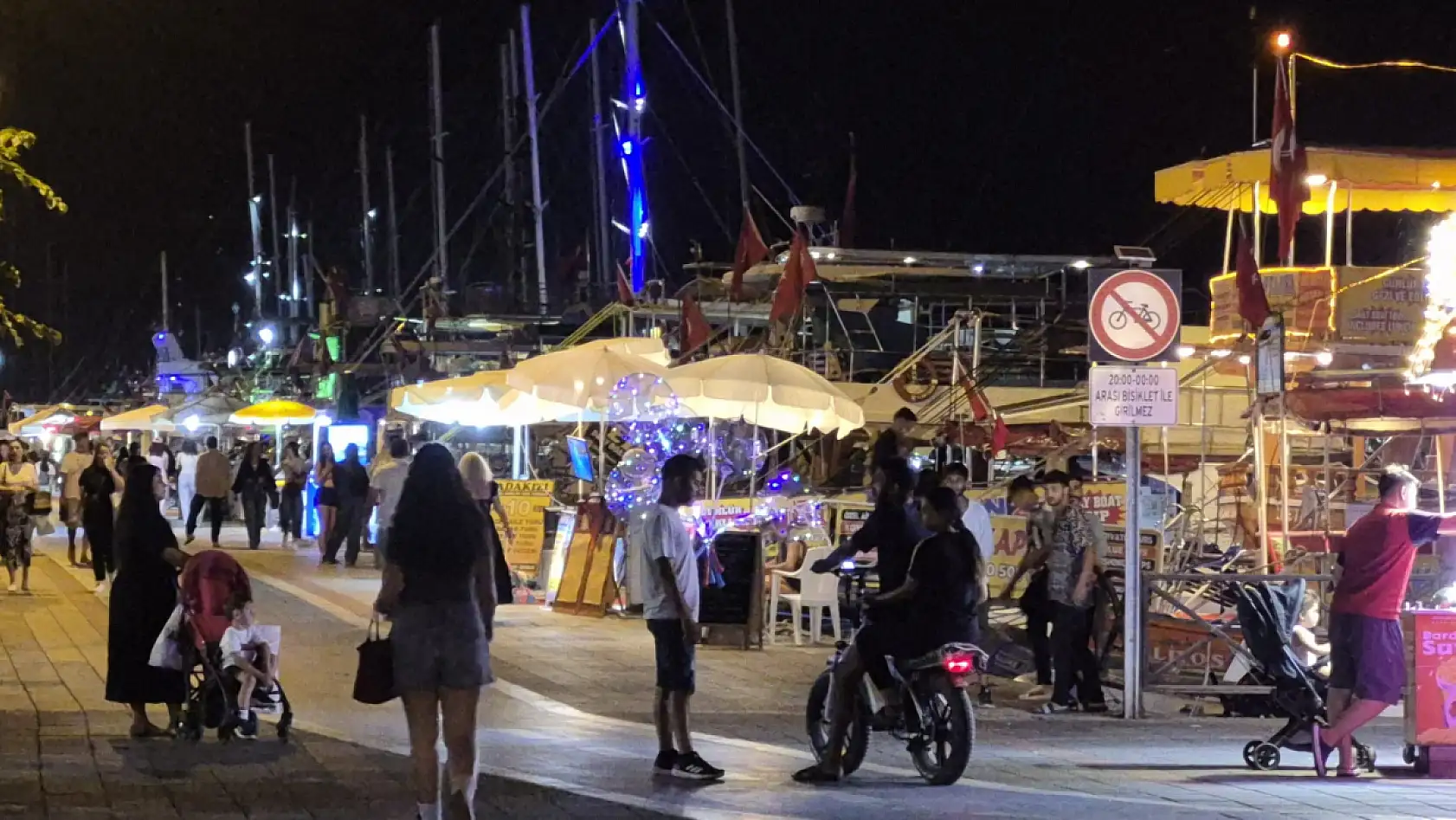 Fethiye'de Tekne Turizmcileri Sezonu Umutla Bekliyor