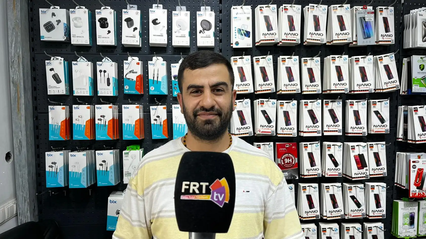 Fethiye'de telefoncu uyardı, yaz sıcaklarında telefonlarınızı bu şekilde koruyun