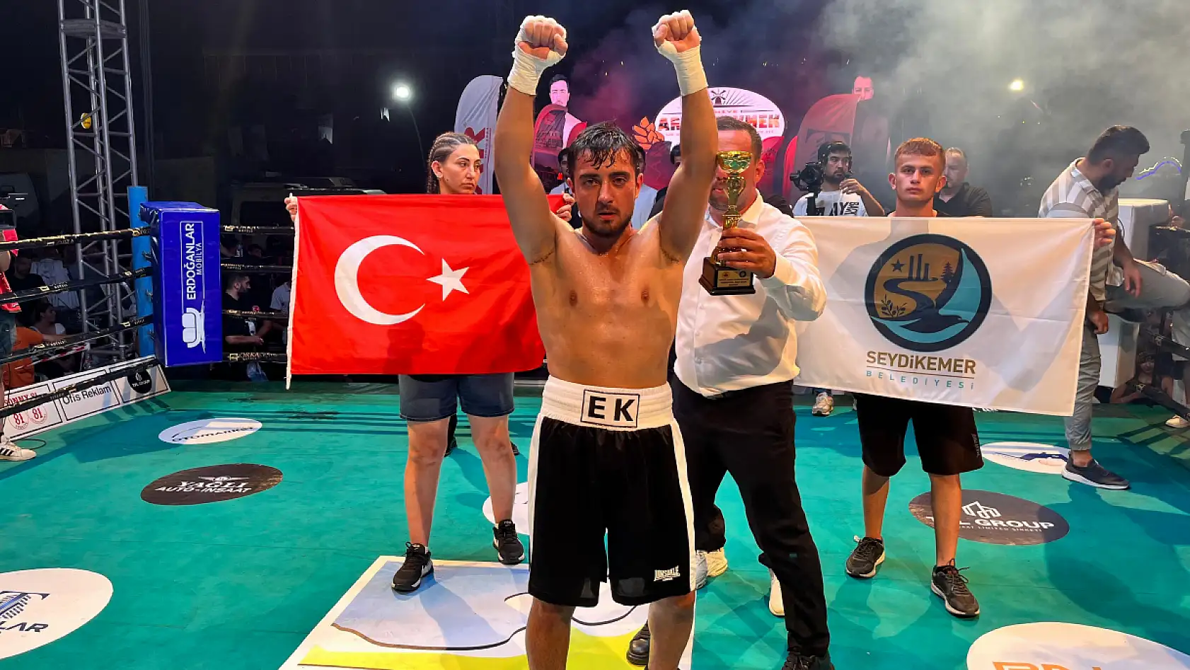 Fethiye'de Emirhan Kaşlı'dan Nakavtlı Zafer