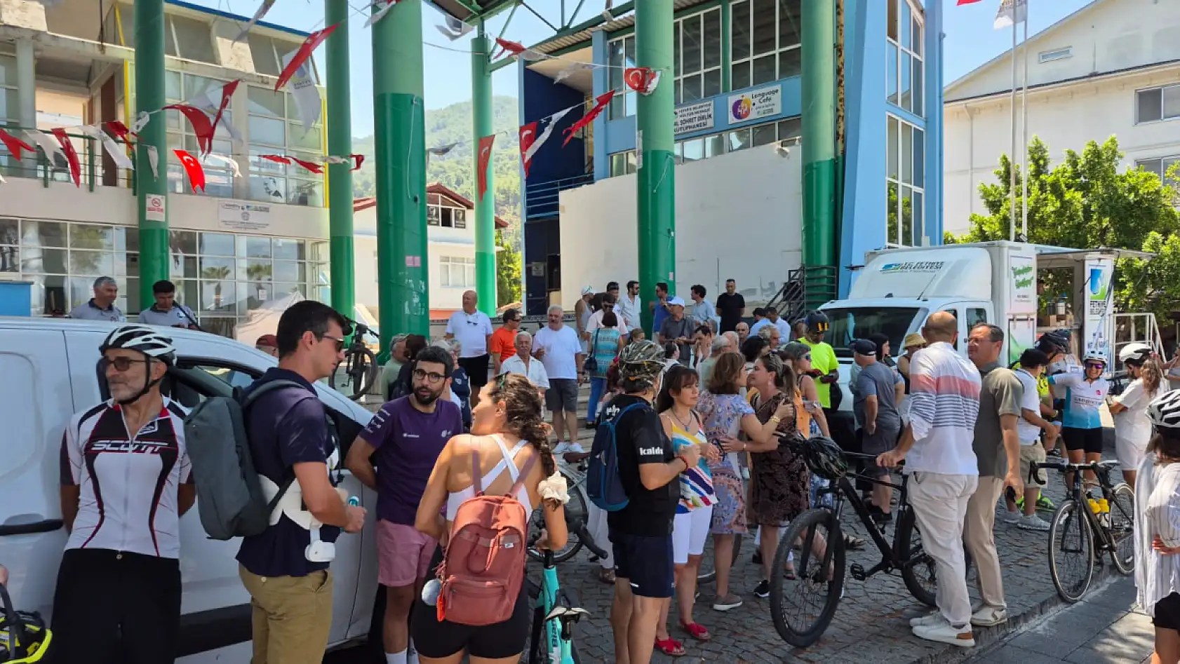 Fethiye'de Özgür Alkan ve İlker Muallim İçin Adalet Çağrısı