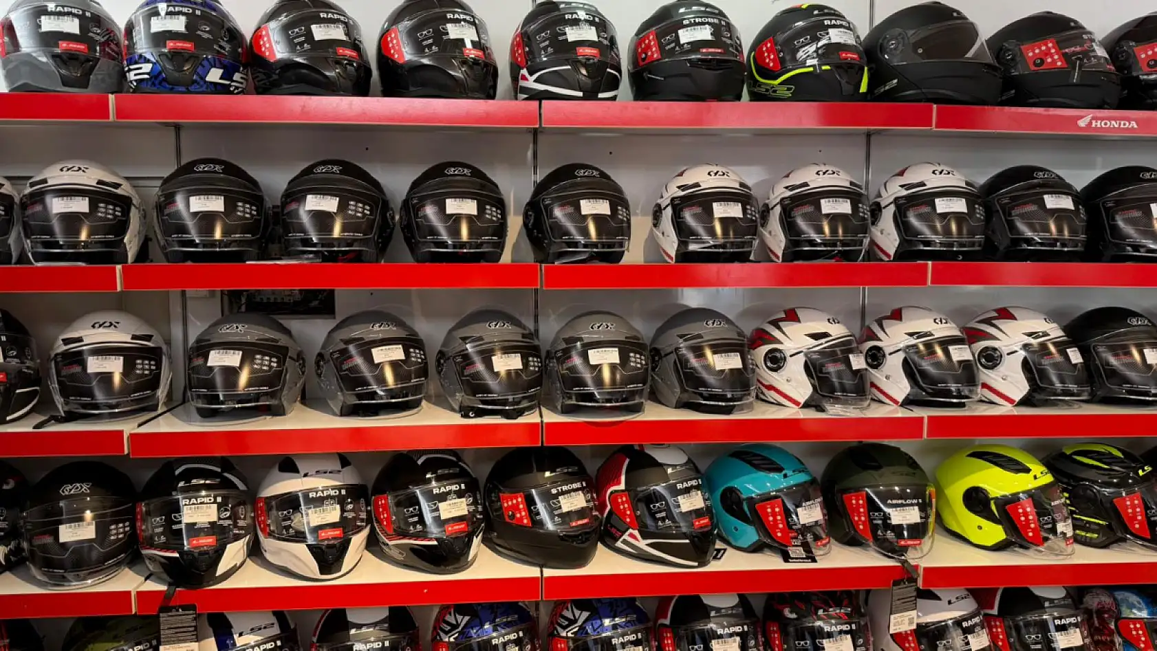 Fethiye'de motosiklet kazaları arttı, kask ve ekipman uyarısı