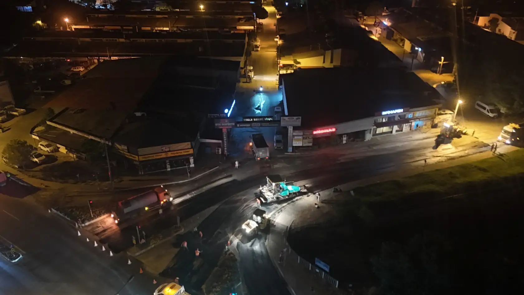 Muğla Büyükşehir'den Güvenli Ulaşım İçin Gece Mesaisi