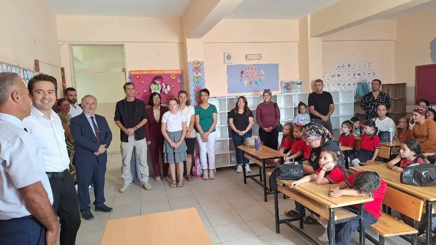 Seydikemer Kaymakamı Dilekli'den yeni eğitim yılı ziyareti
