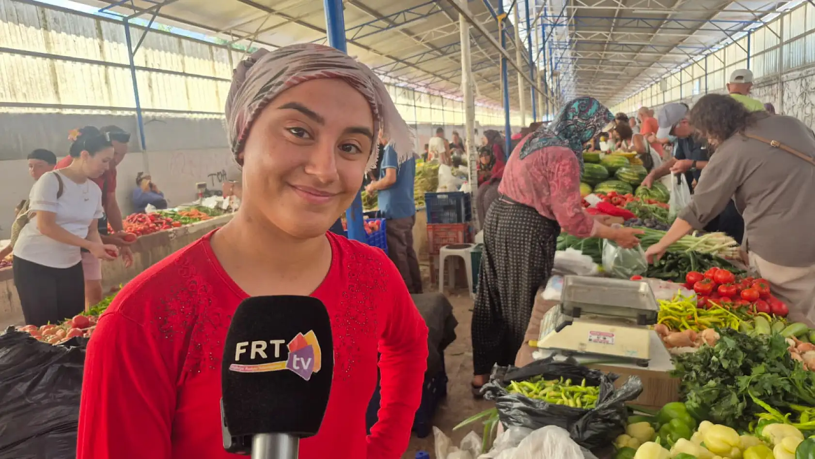 Fethiye Cuma Pazarı'na Yoğun İlgi, Üreticilerden Açıklamalar