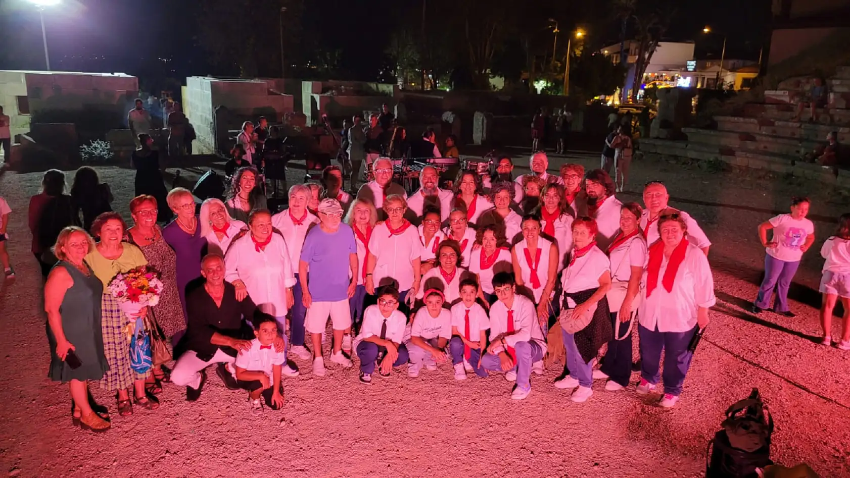 Okay Temiz'den Fethiye'de Unutulmaz Ritim Gecesi