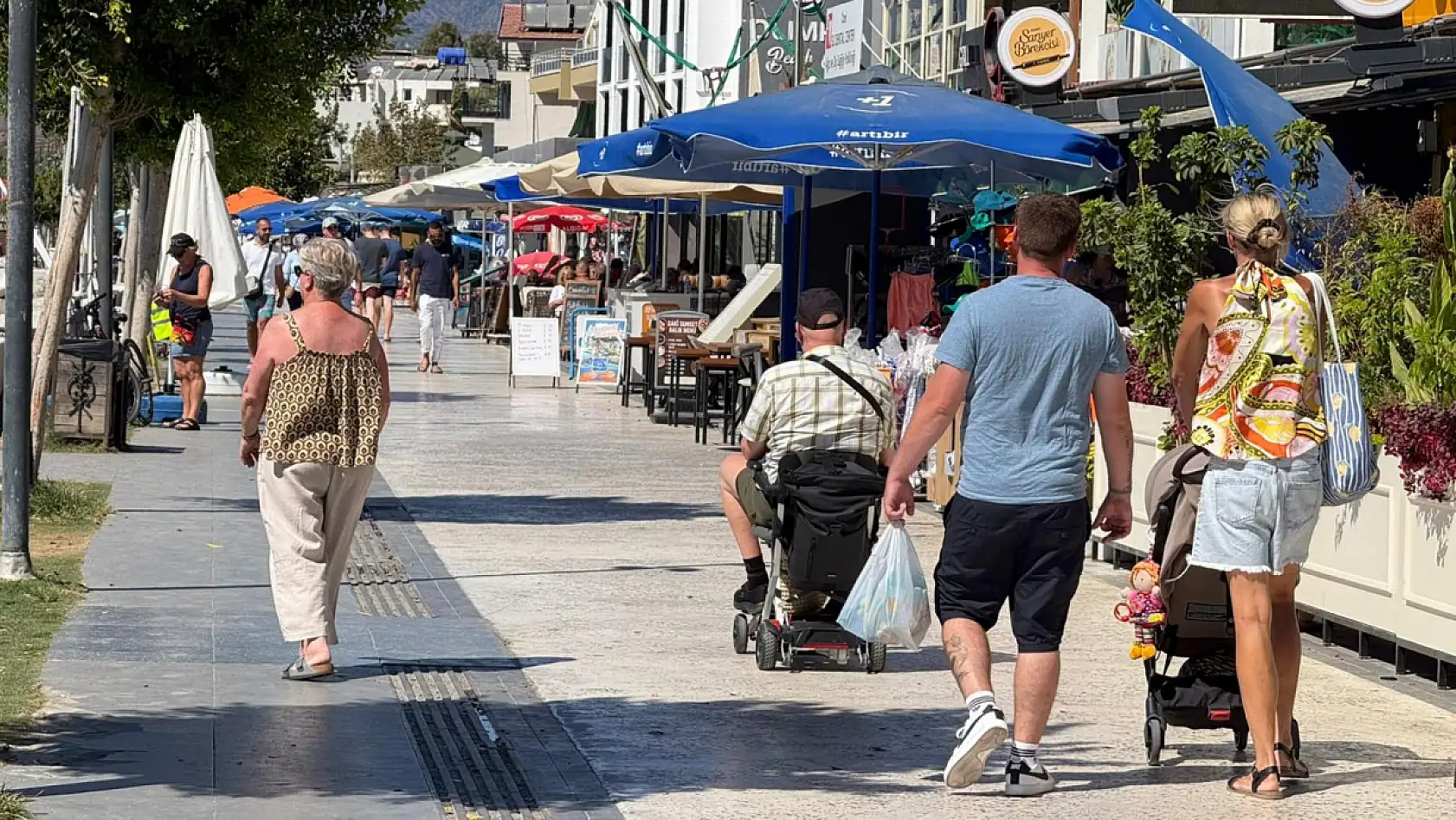 Eylül ayında da Çalış Plajı ilgi görmeye devam ediyor