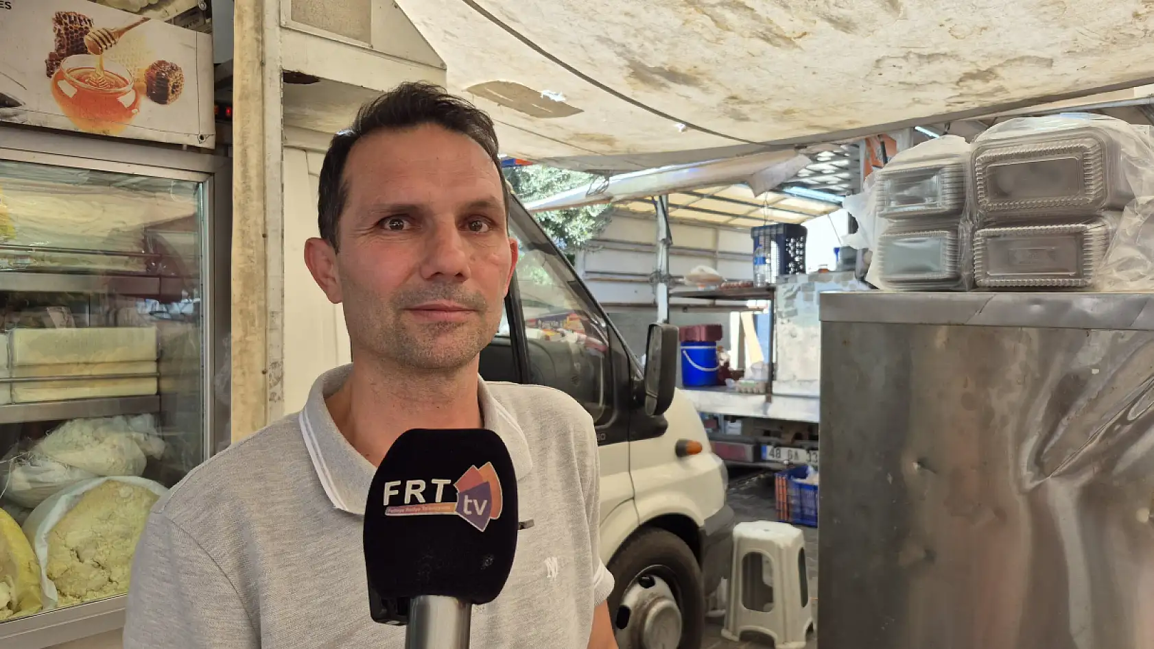 Fethiye Pazar Pazarı'nda Esnaf Uyarıyor: Hakiki Tereyağı Nasıl Anlaşılır?