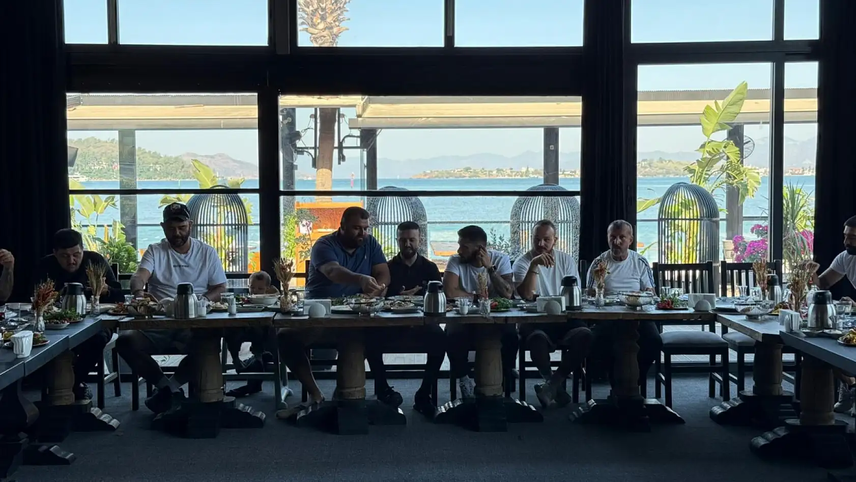 Ölüdenizspor Barbunn'da kahvaltıda bir araya geldi