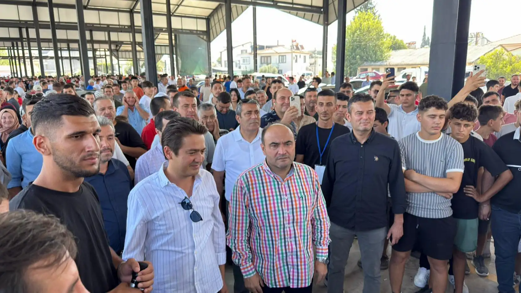 Seydikemer'de 2. Otomobil Festivali'nde Adrenalin, Heyecan ve Eğlence Bir Arada