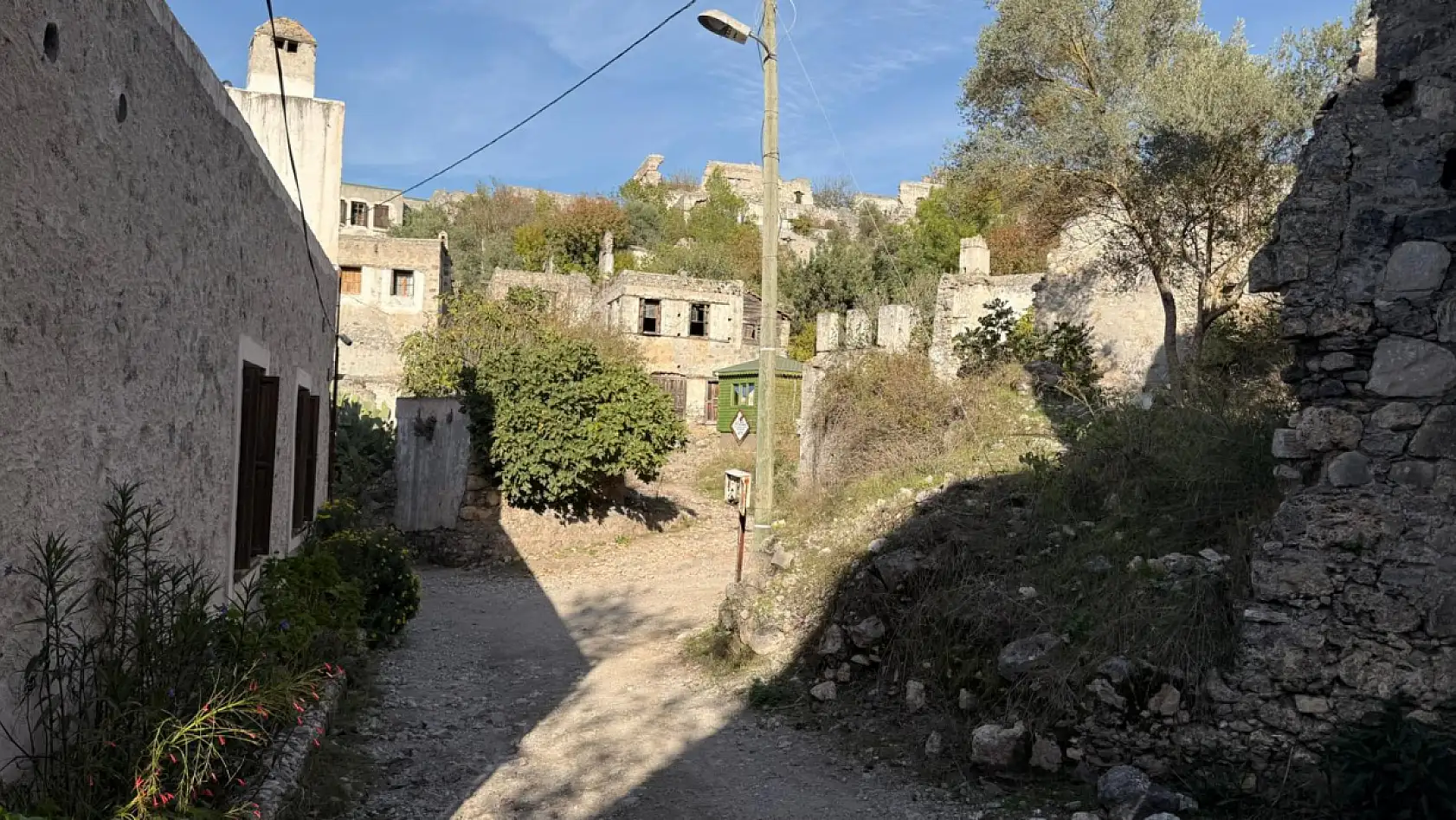 Turistler Kayaköy'de Keyifli Vakit Geçirdi