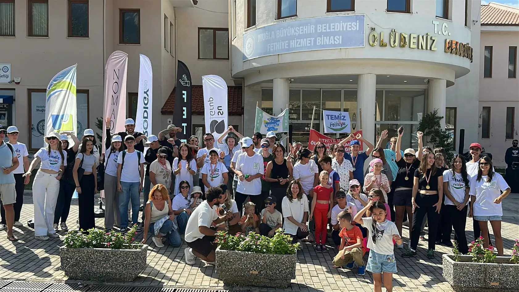 'Temiz Fethiye' Kampanyası Ölüdeniz'de Devam Etti