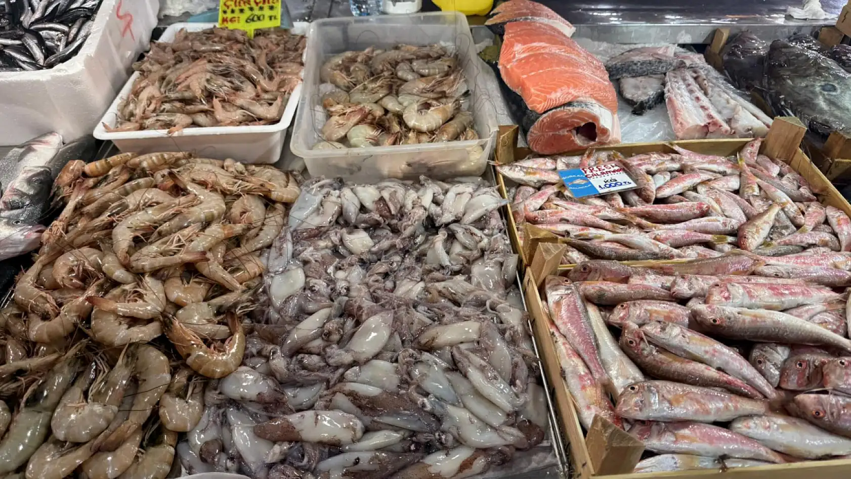 Fethiye Balık Hali'nde tezgahlarda son durum: Fiyatlar cep yakıyor!