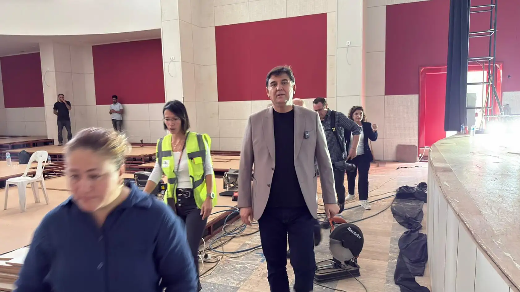 Fethiye Belediye Başkanı Karaca, FKM'de yapılan son düzenlemeleri yerinde inceledi