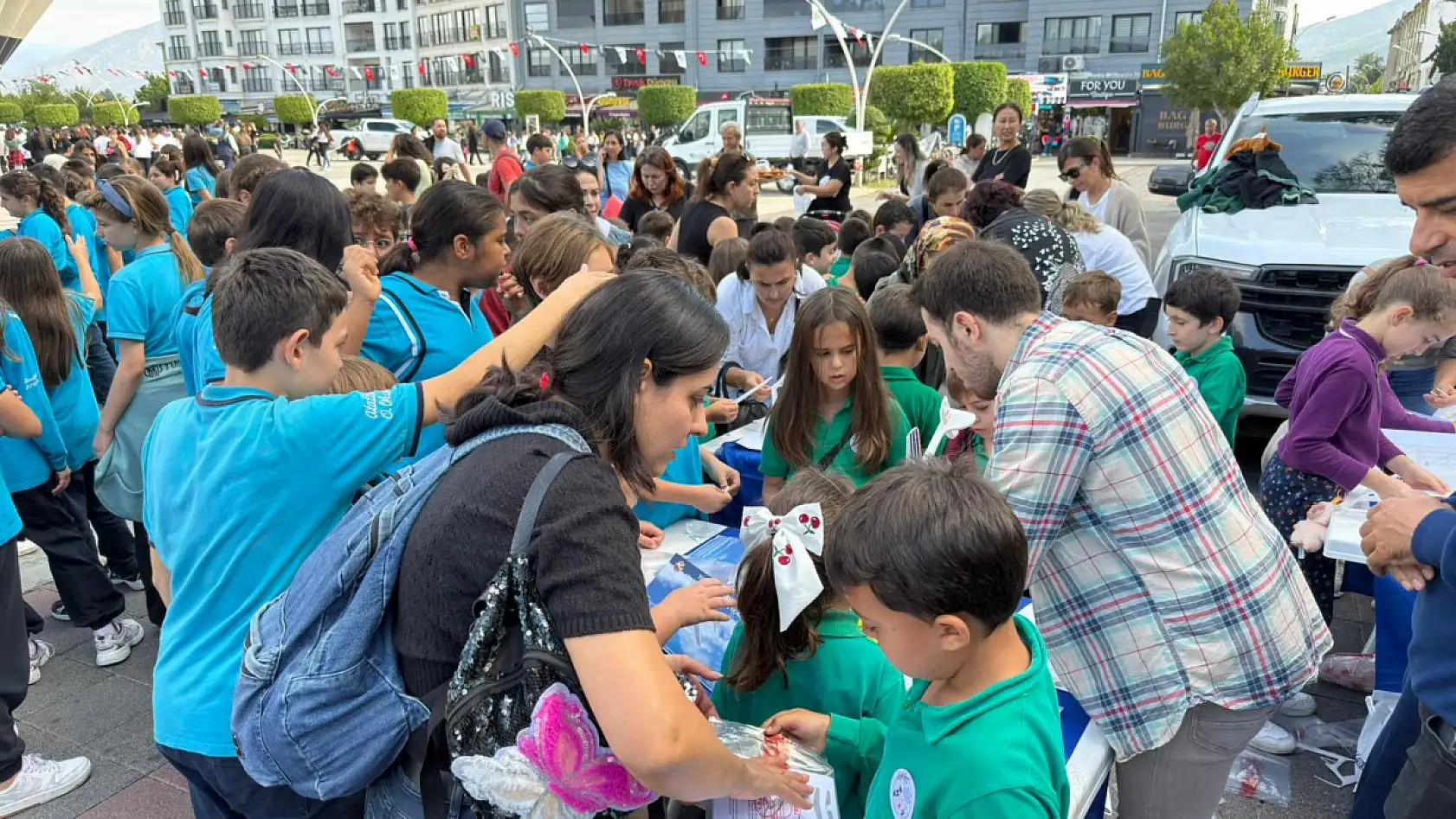 THK Fethiye Şubesi'nden çocuklara havacılık sevgisi
